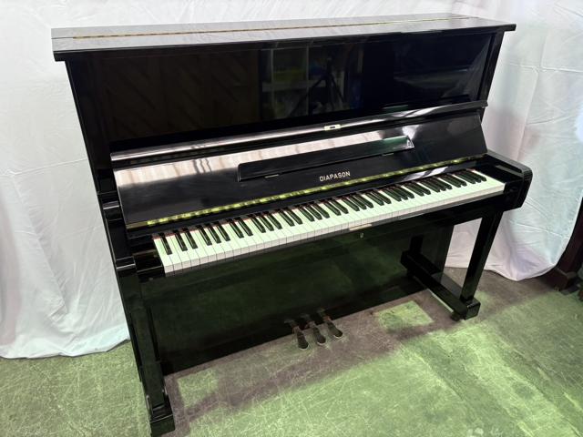 ディアパソン　中古ピアノ　126ME
