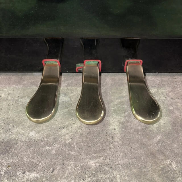 ディアパソン 中古ピアノ 126ME