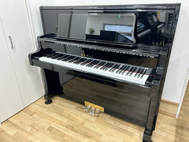 カワイ　中古ピアノ　BL-82