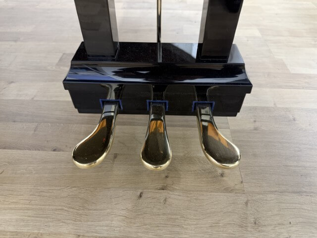 カワイ 中古ピアノ KG-1E