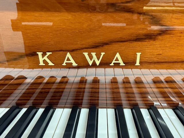 カワイ　中古ピアノ　KL-801