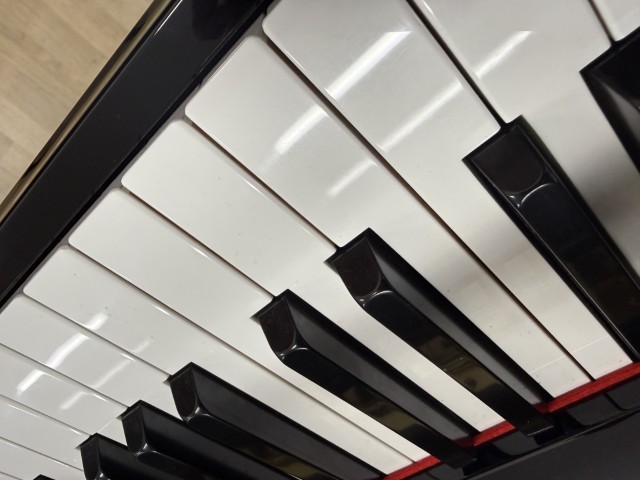 ヤマハ 中古ピアノ MC301