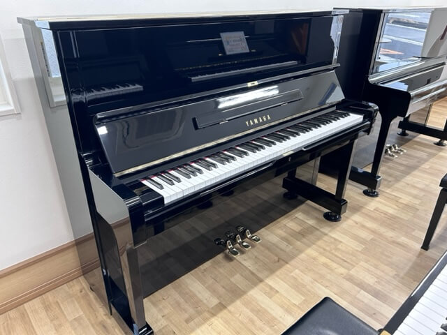 ヤマハ　中古ピアノ　U1H