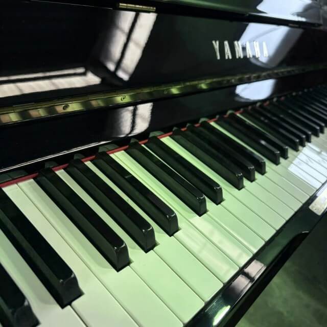 ヤマハ 中古ピアノ UX