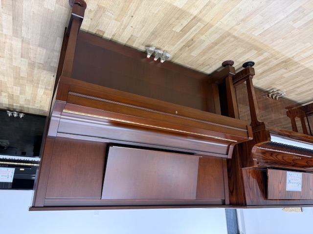 ヤマハ 中古ピアノ W102BW