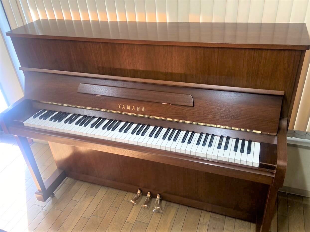 ヤマハ　中古ピアノ　W116WT