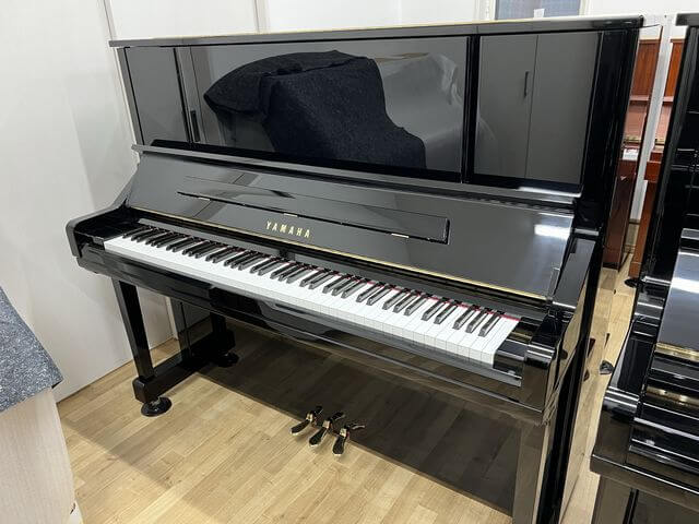 ヤマハ　中古ピアノ　YU30